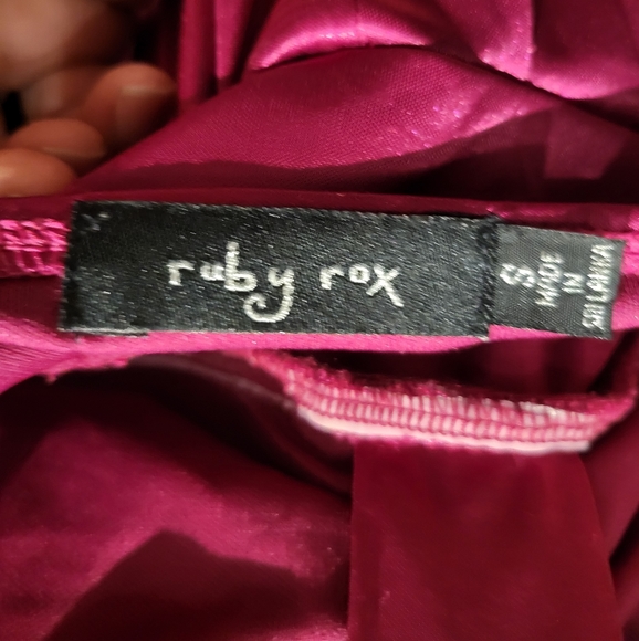 Ruby Rox backless dress - Picture 3 of 3
